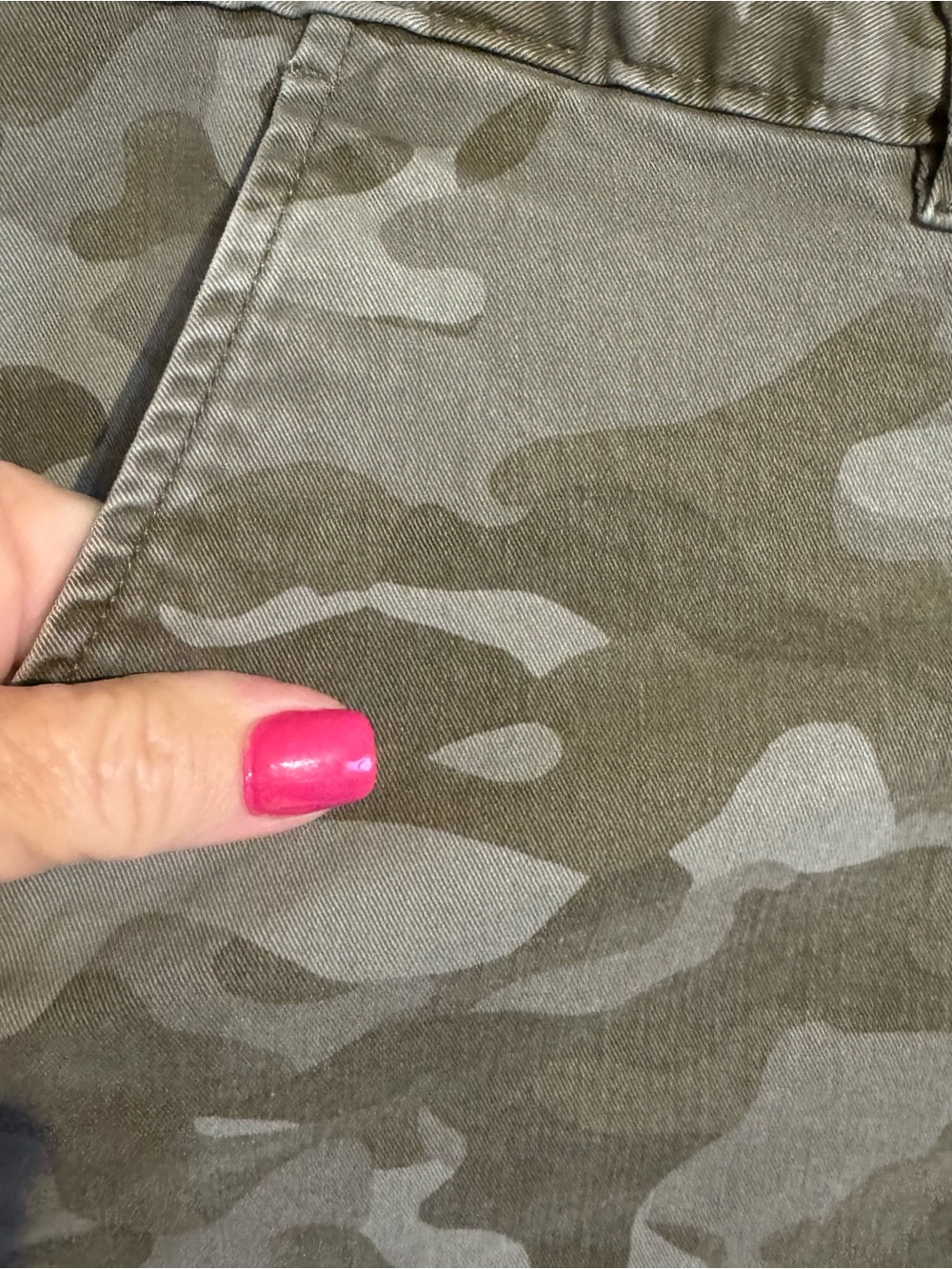 Eddie Bauer CAMO Casual Women's Shorts SIZE: 16 #P - Picture 3 of 8